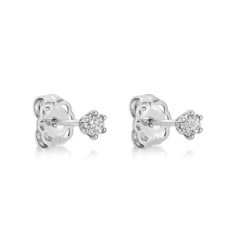 9KWG, 0.15ct 6 CLAW DIA. STUDS