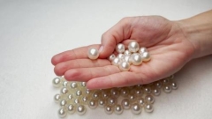 9mm SHORT OVAL. S/SEA, WHT GOOD LUSTRE