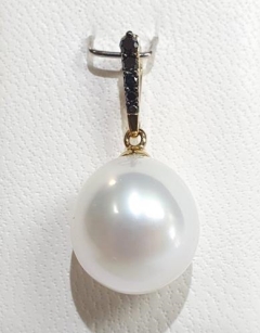 12mm S/SEA.9KYG TAPR, BLK DIA. 0.09ct