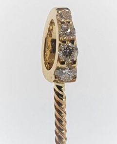 TO THE POINT, PENDANT
