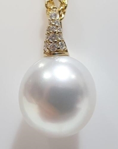 11mm S/SEA, 18KYG, PAVE MEL. PD. 0.07ct