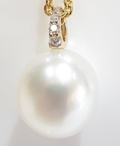 11mm S/SEA,9KYG PENDANT,0.05ct